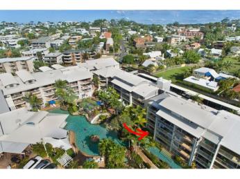 View profile: Lagoon swim-up apartment at Alex Headland
