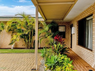 View profile: Modern Beachside Retreat - Including lawnmowing