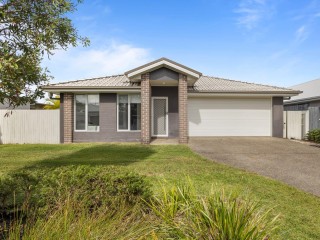 View profile: FAMILY HOME WITH SPACIOUS BACKYARD IN THE HEART OF BARINGA