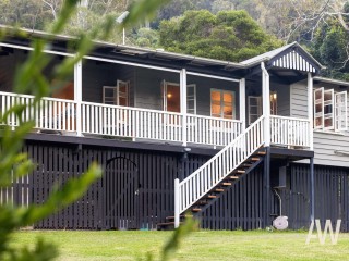 View profile: DREAMY HINTERLAND HIDEAWAY:  YOUR COUNTRY ESCAPE