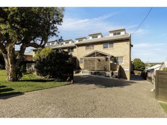 View profile: Coastal Comfort in the Heart of Mooloolaba